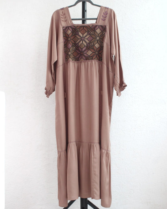 Vestido Julia Flores Manga XL / XXL Café Claro