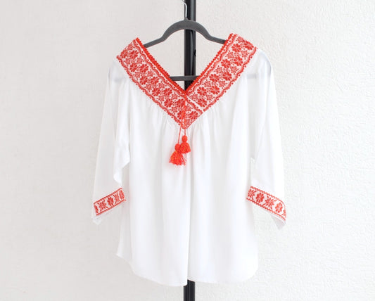 Blusa Cuello V Blanco Flores
