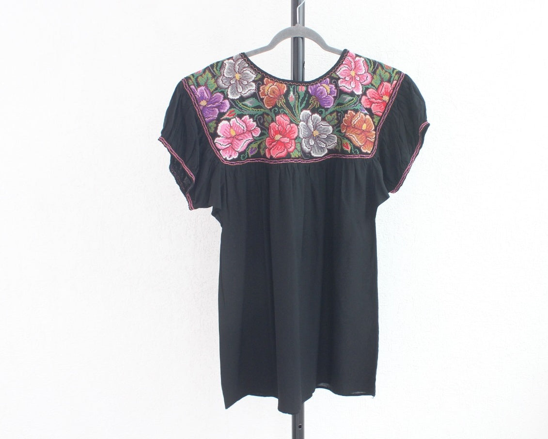 Blusa Abigail Flores Negro  XXL - XXXL