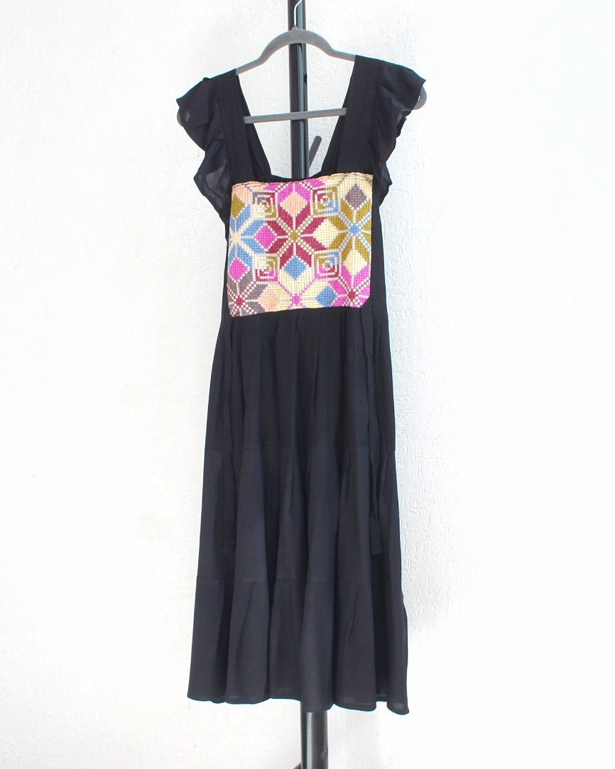 Vestido Anita Corto Negro Rosa