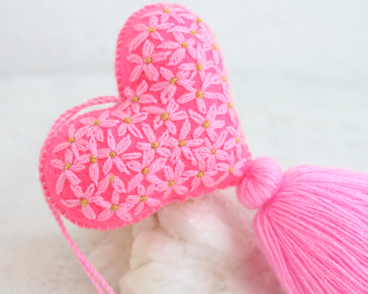 Corazón Florecitas Rosa