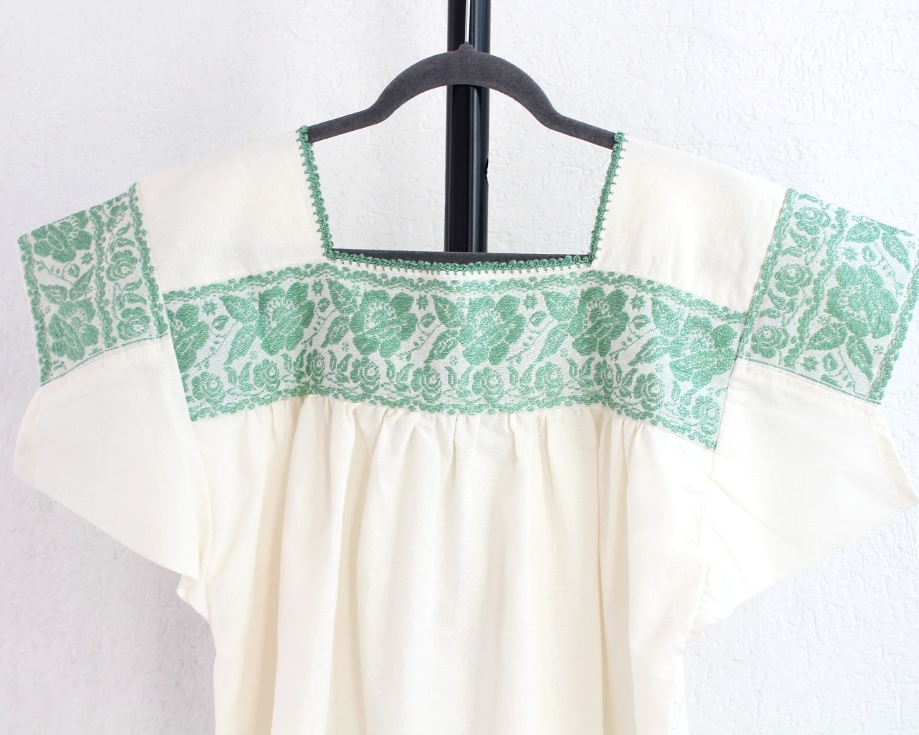 Blusa Tradicional Bordada Rosas Menta L - XL