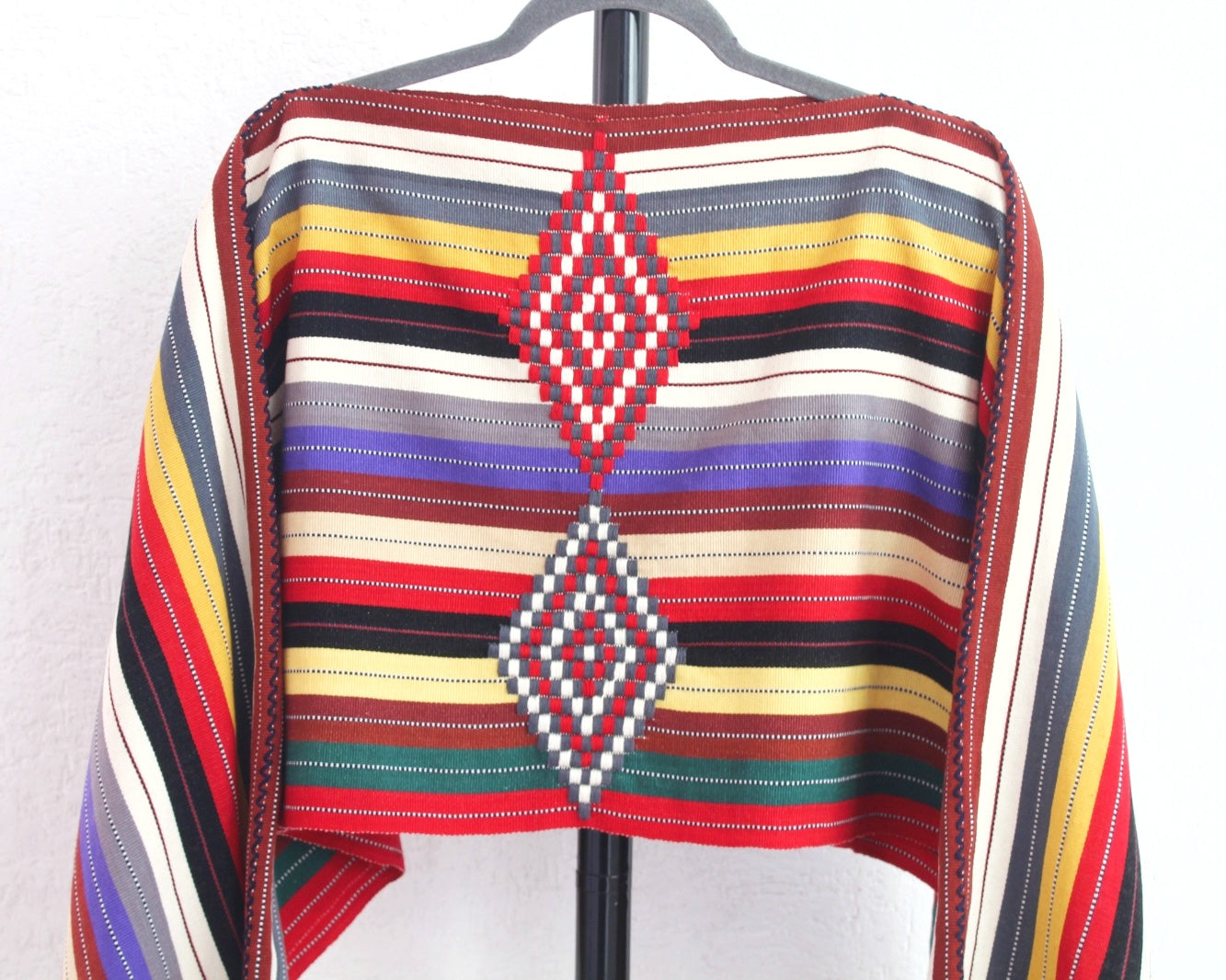 Jorongo Rombos Rojo Morado Verde