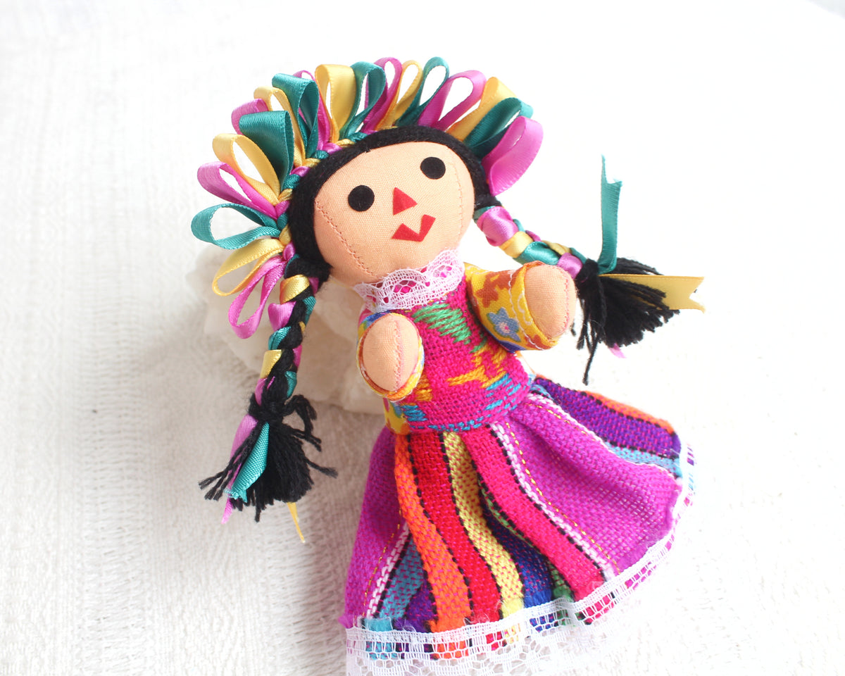 Muñeca Lelé Verde Morado Amarillo Rosa