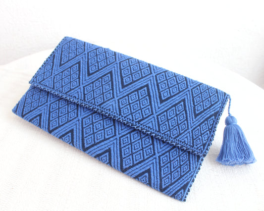 Clutch Artesanal "BATS’I LUCH" Azul Negro