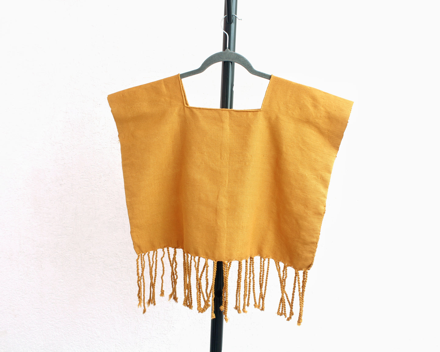 Top Flores Rococo Amarillo Colores