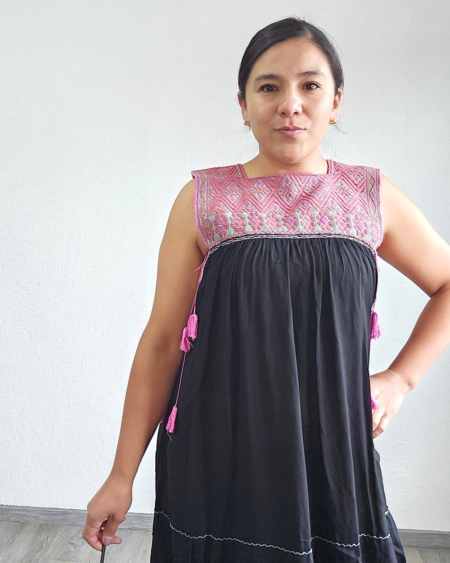Vestido Teresa Negro Rosa Telar Unitalla