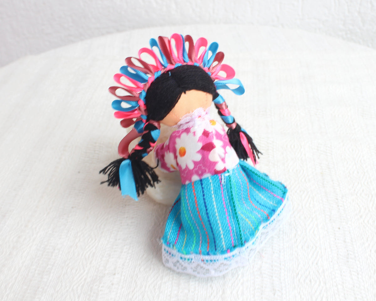 Muñeca Lelé Pequeña Azul Rosa Marsala
