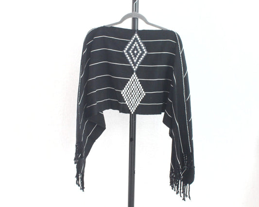Jorongo Rombos Negro Lineas Blancas