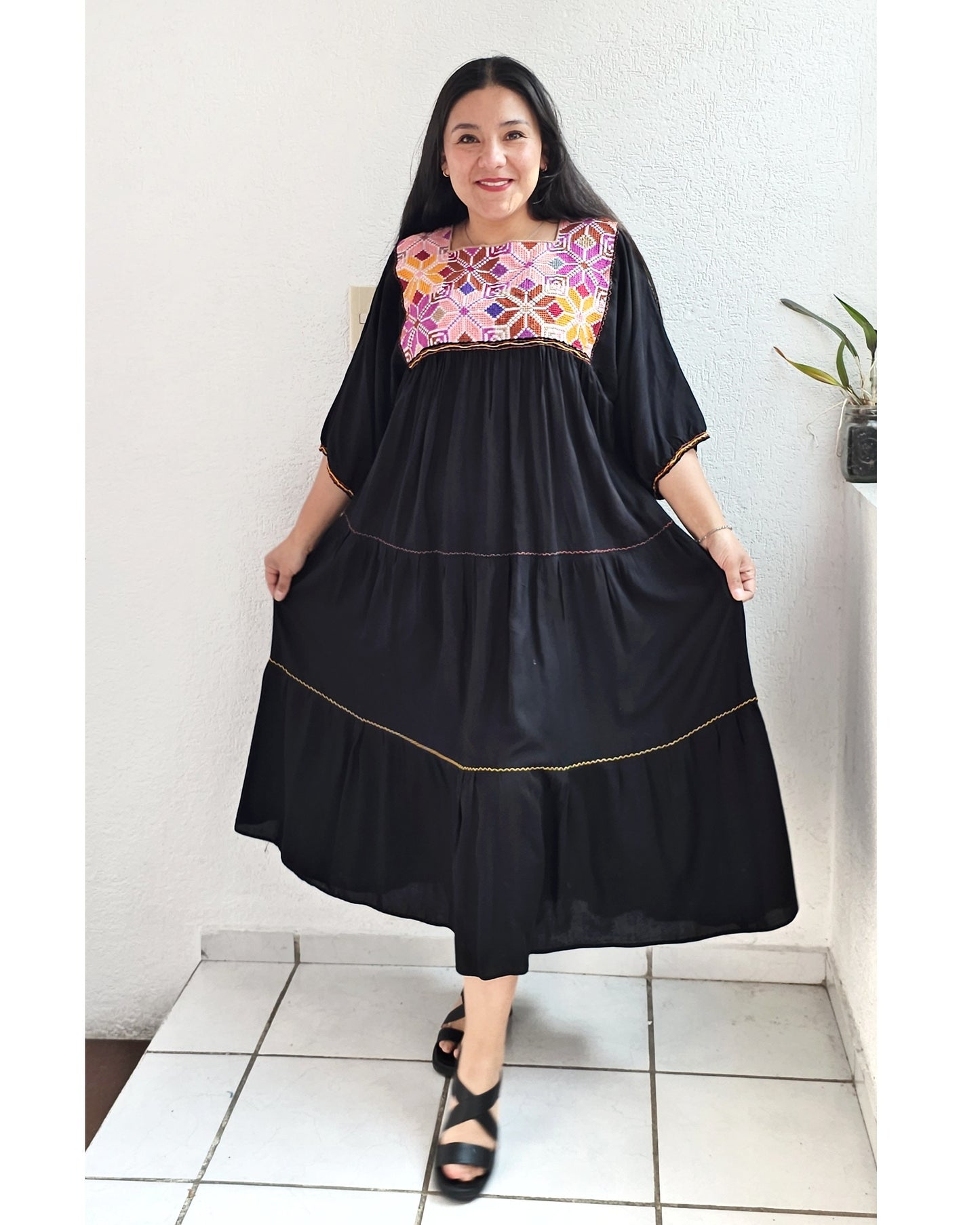 Vestido Maria Flores Negro Rosa  L / XL