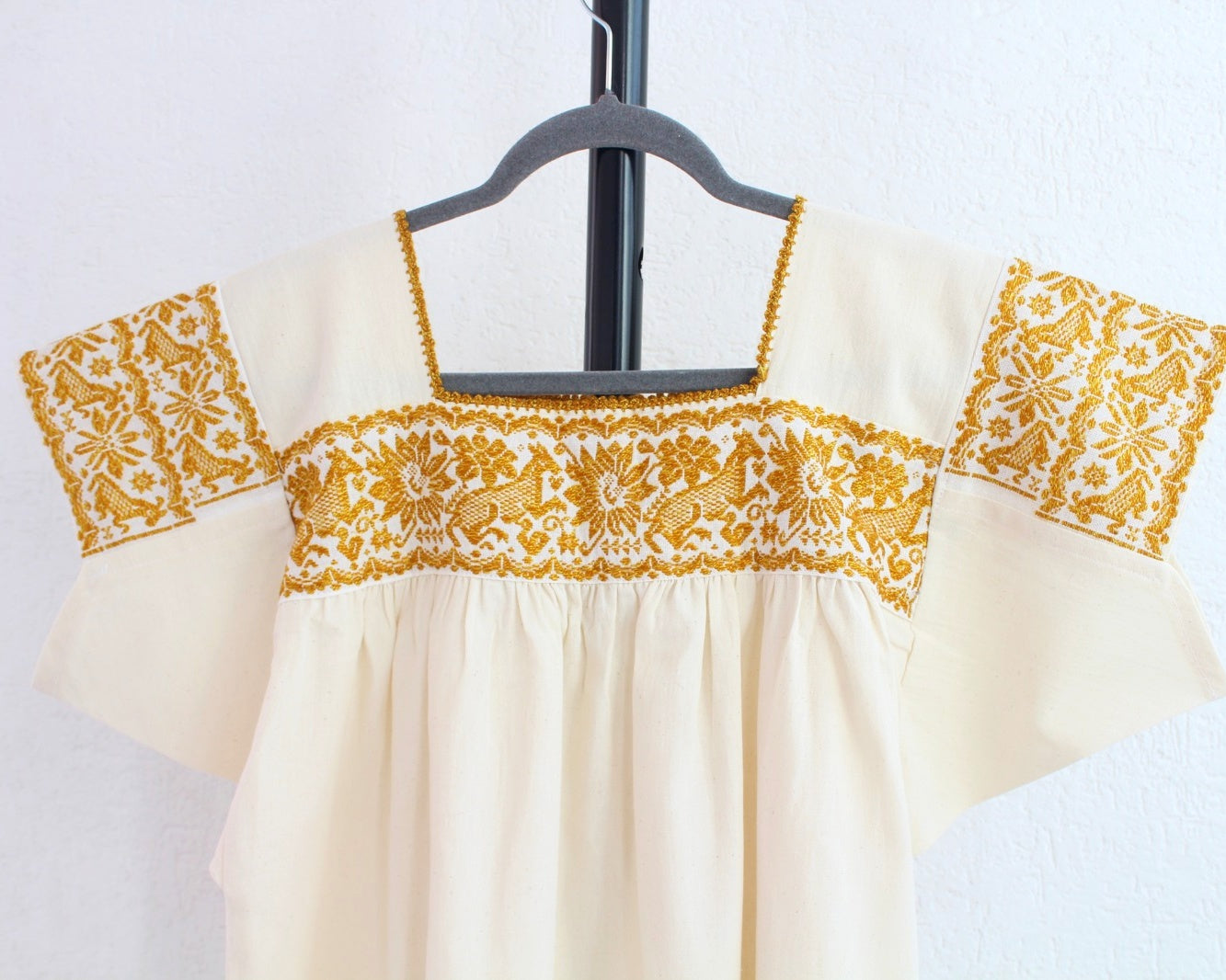 Blusa Tradicional Burritos Amarillo L - XL