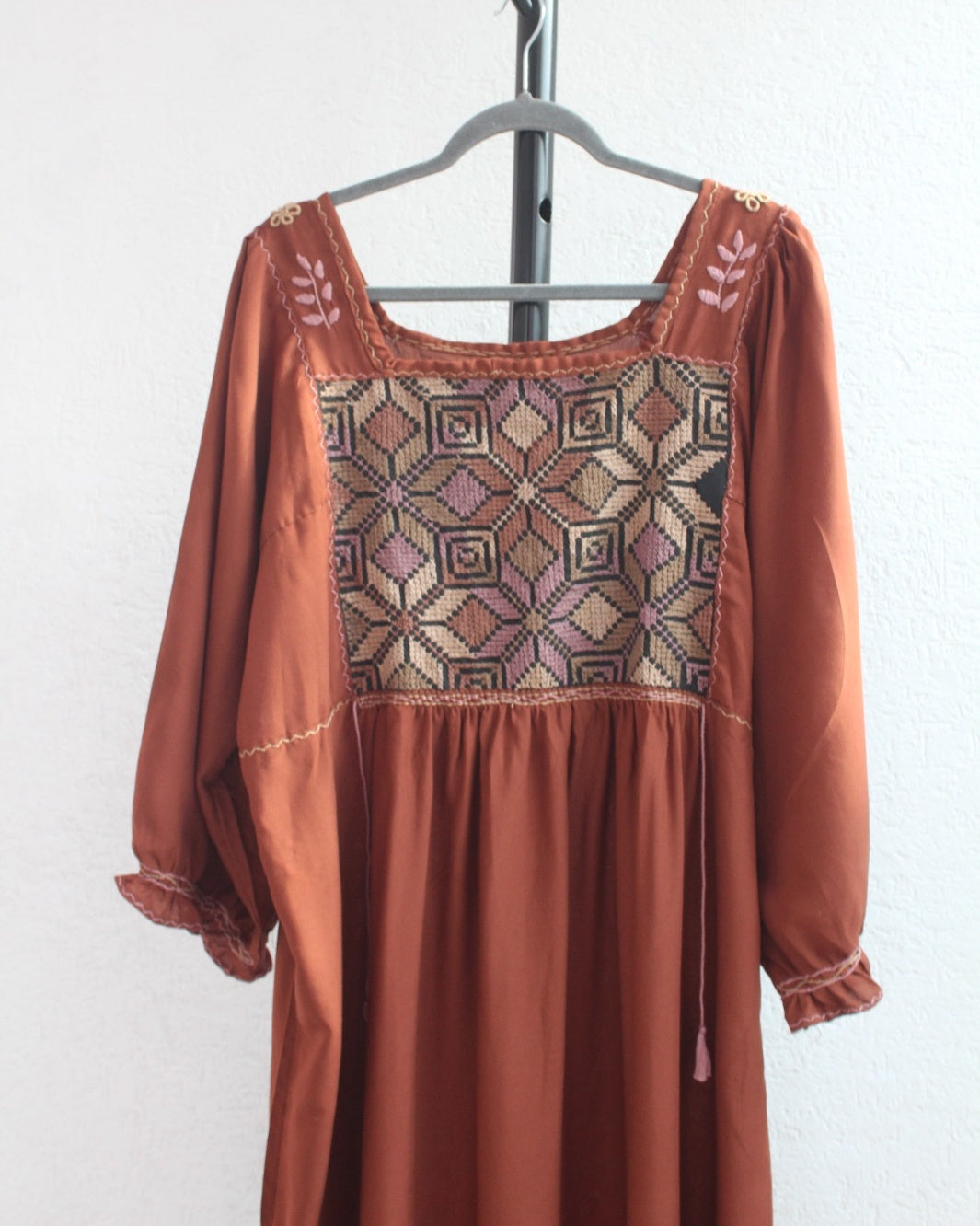 Vestido Julia Flores Manga XL / XXL Marrón