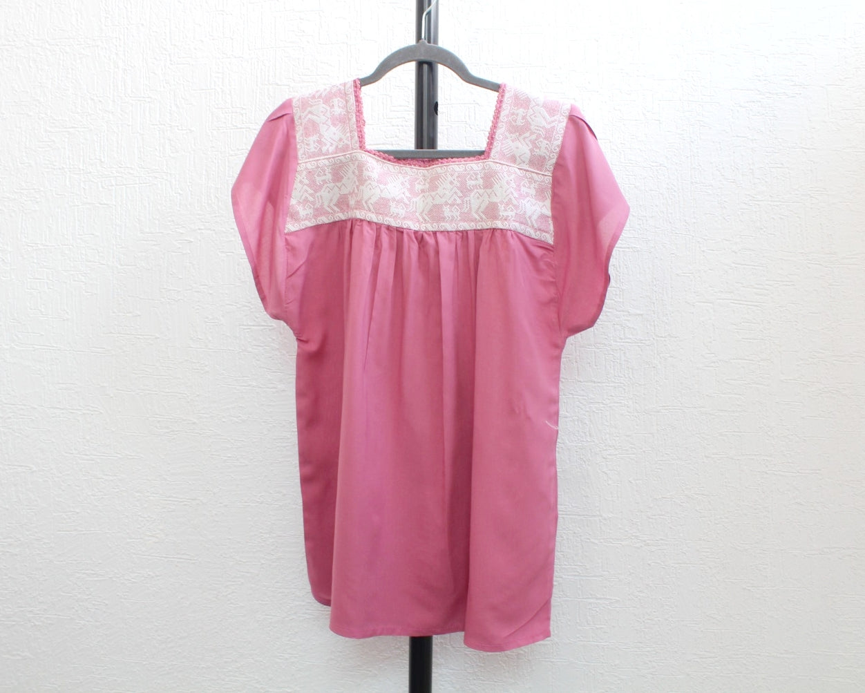 Blusa Bordada Tania Rosa Venados Pepenado