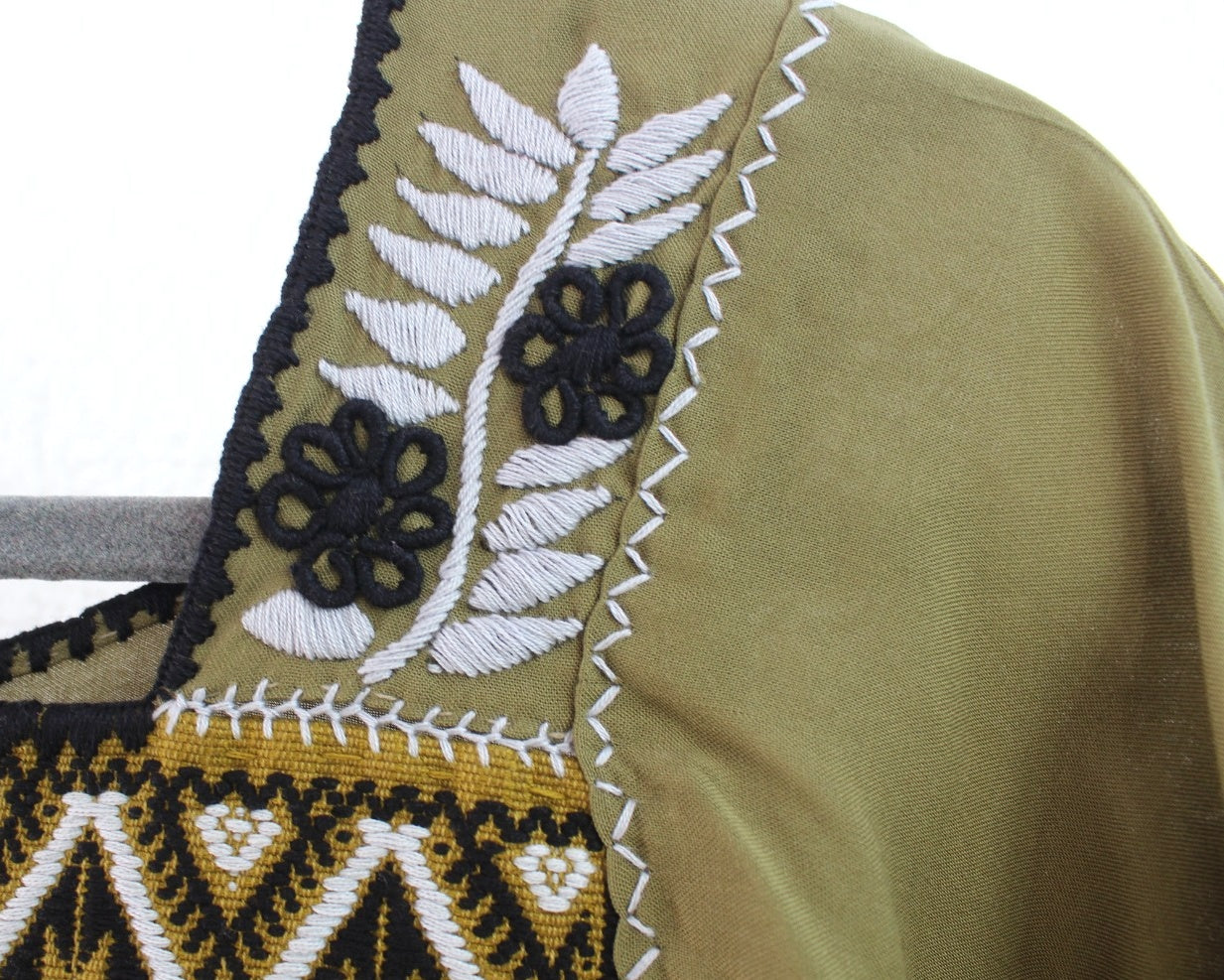 Blusa Maya Negro Verde