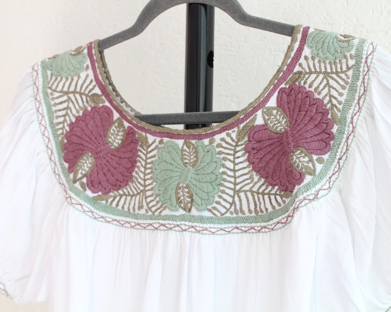 Blusa Aguacatenango Blanco Menta Vino