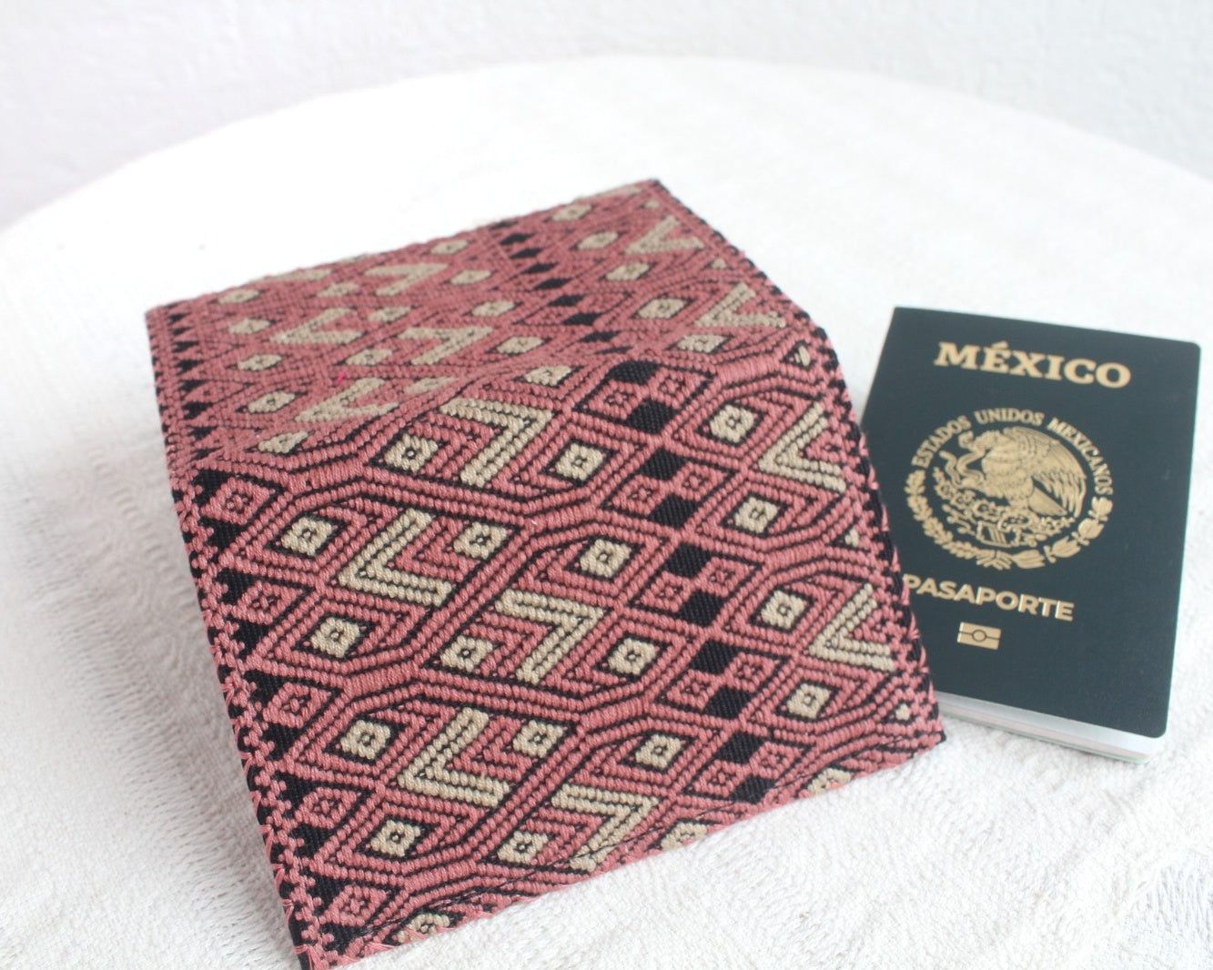 Porta Pasaporte Alas Rosa Palo Beige