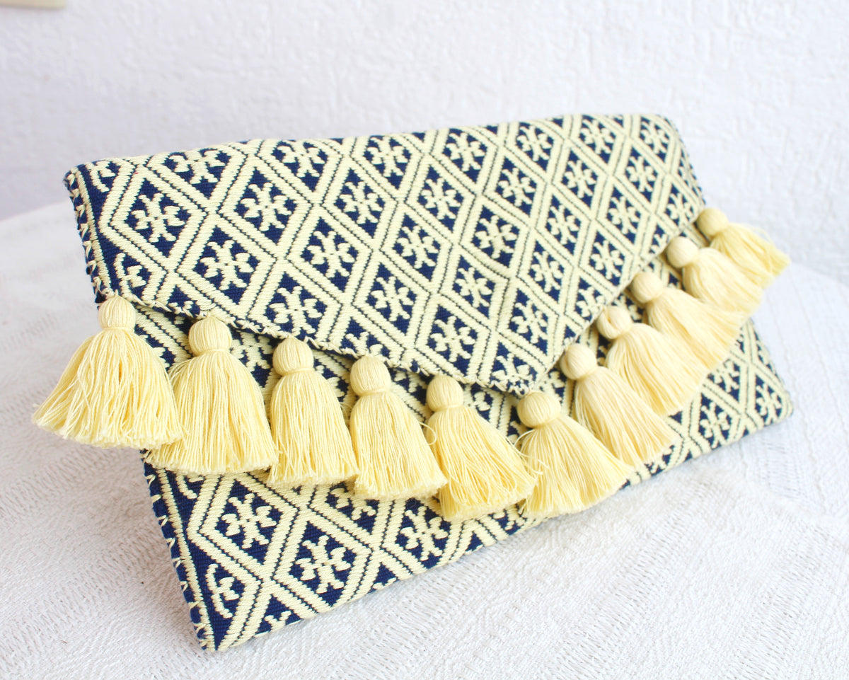Clutch Artesanal Estrellas Amarillo Azul Marino