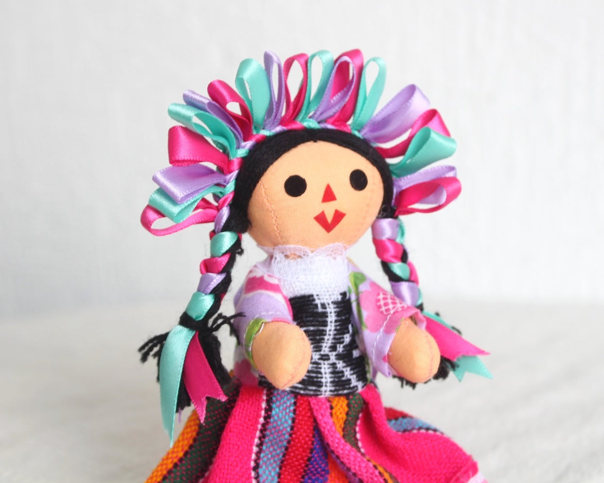 Muñeca Lelé Pequeña Rosa Turquesa Lila