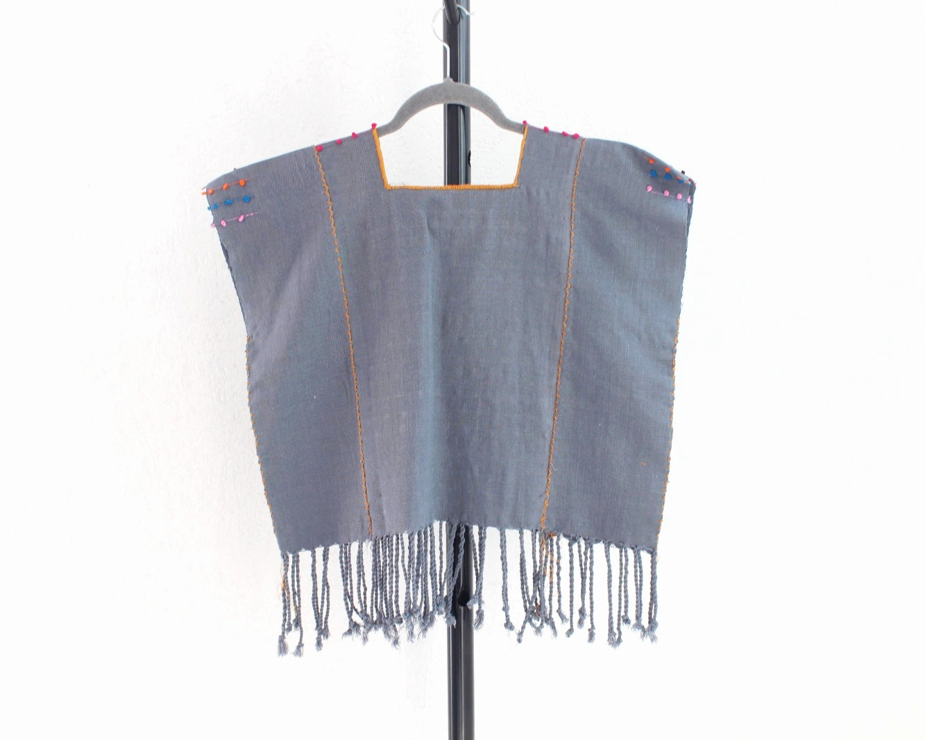Top Nuditos Gris Colores