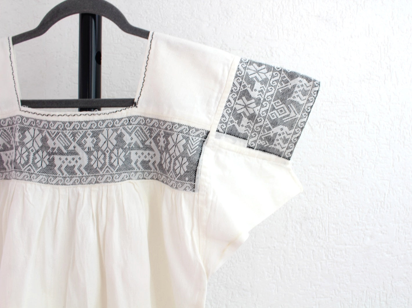 Blusa Tradicional Bordada Venados Negro M - L
