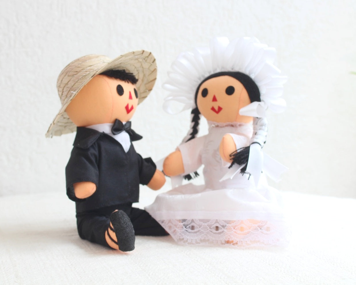 Paquete Muñeca Lelé y Panchito Novios