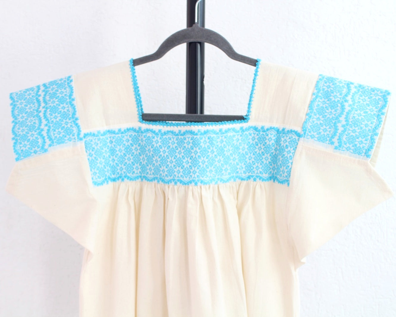 Blusa Tradicional Bordada Estrellas Azul Claro  L - XL