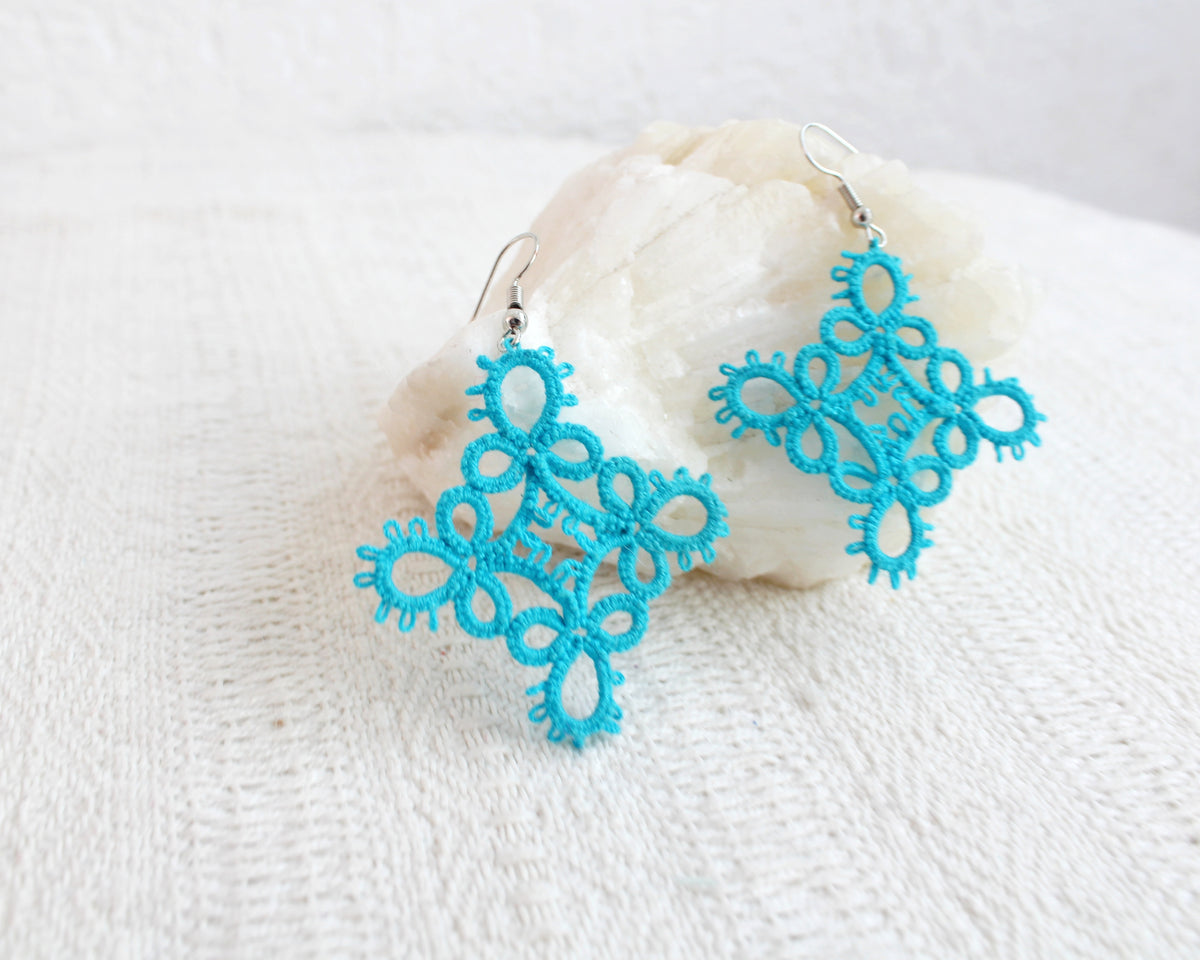 Aretes Frivolite Azul Celeste