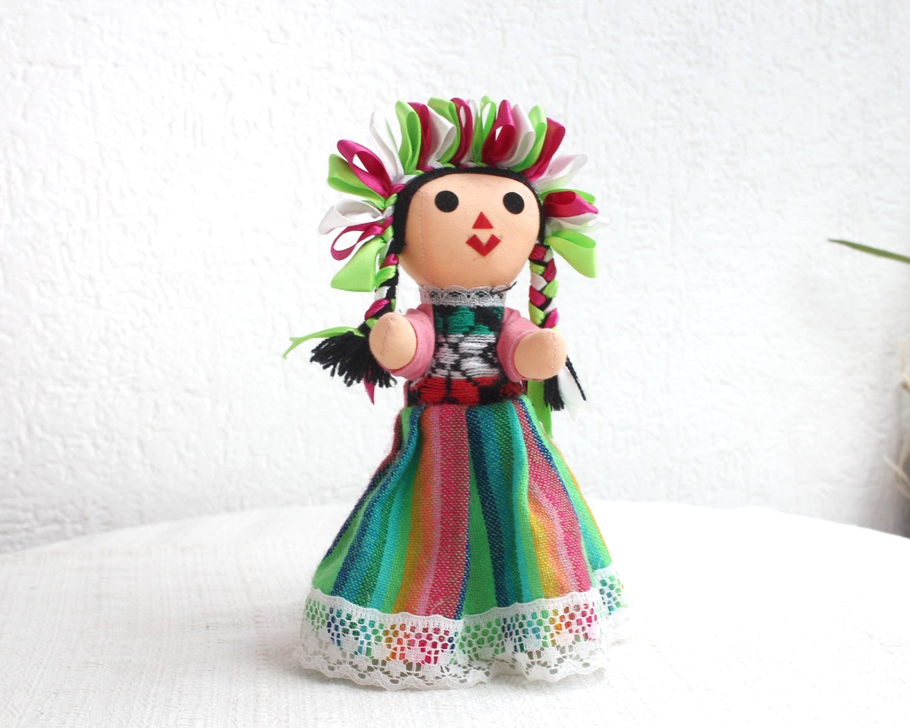 Muñeca Lelé Grande Verde Blanco Vino