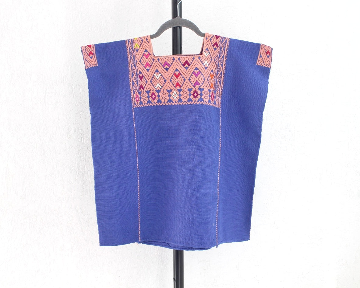 Huipil Corto Laura Azul Plumbago  Rosa