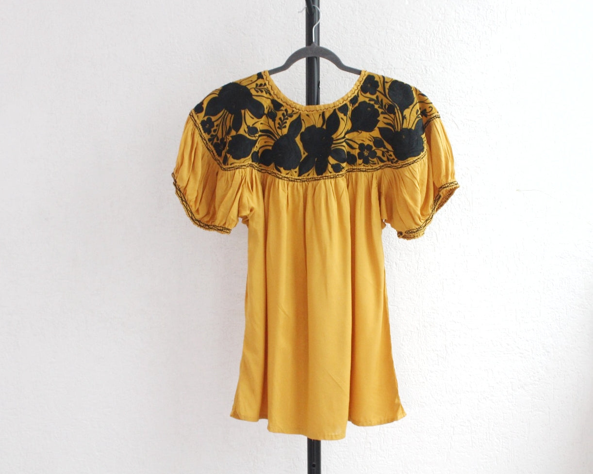 Blusa Abigail Flores Amarillo Negro  XXL - XXXL