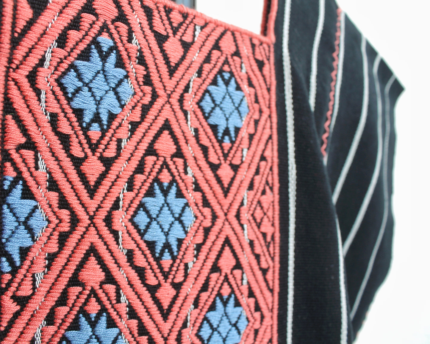 Top María Negro Coral