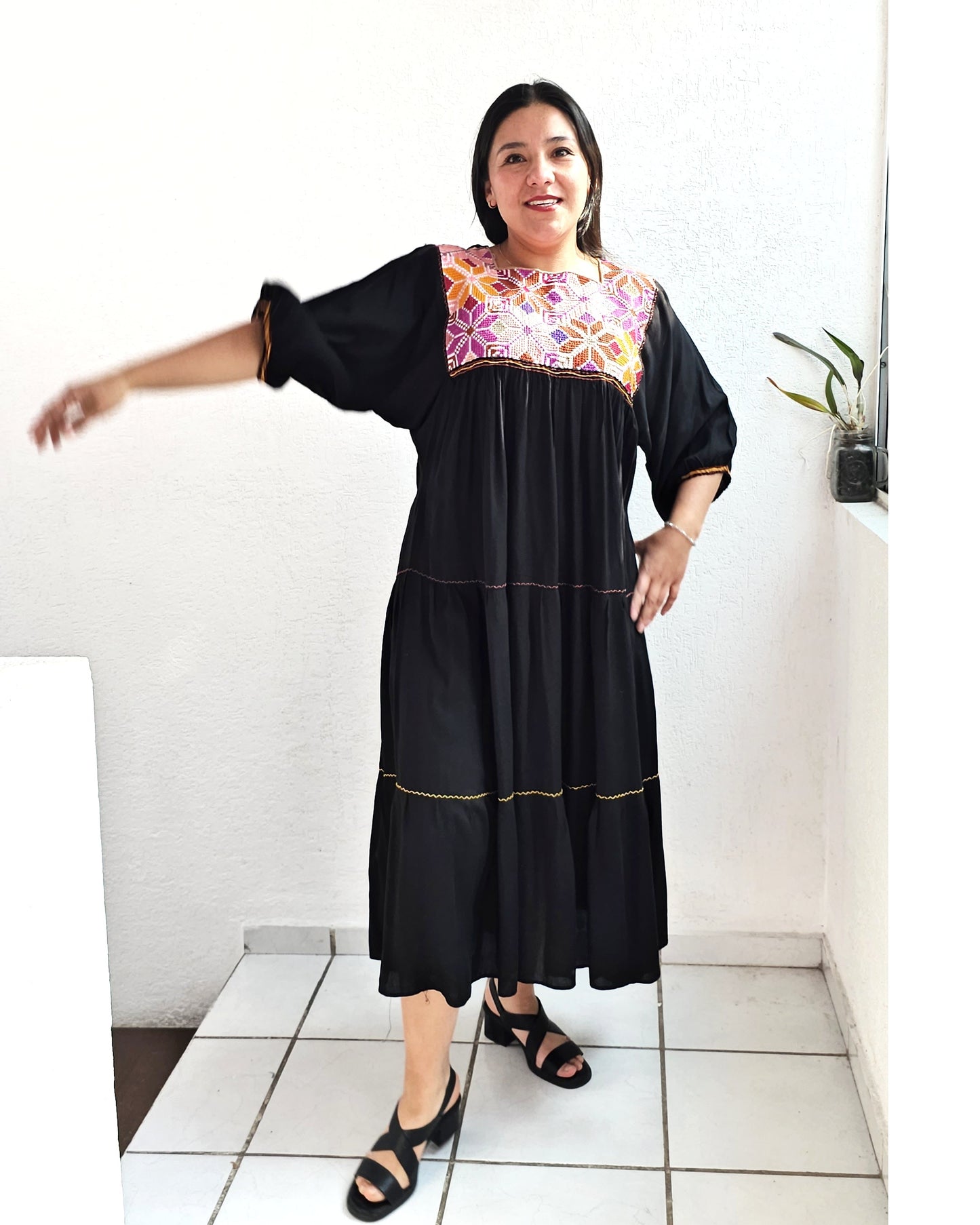 Vestido Maria Flores Negro Rosa  L / XL