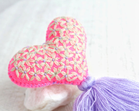 Corazón Florecitas Crema Rosa Lila