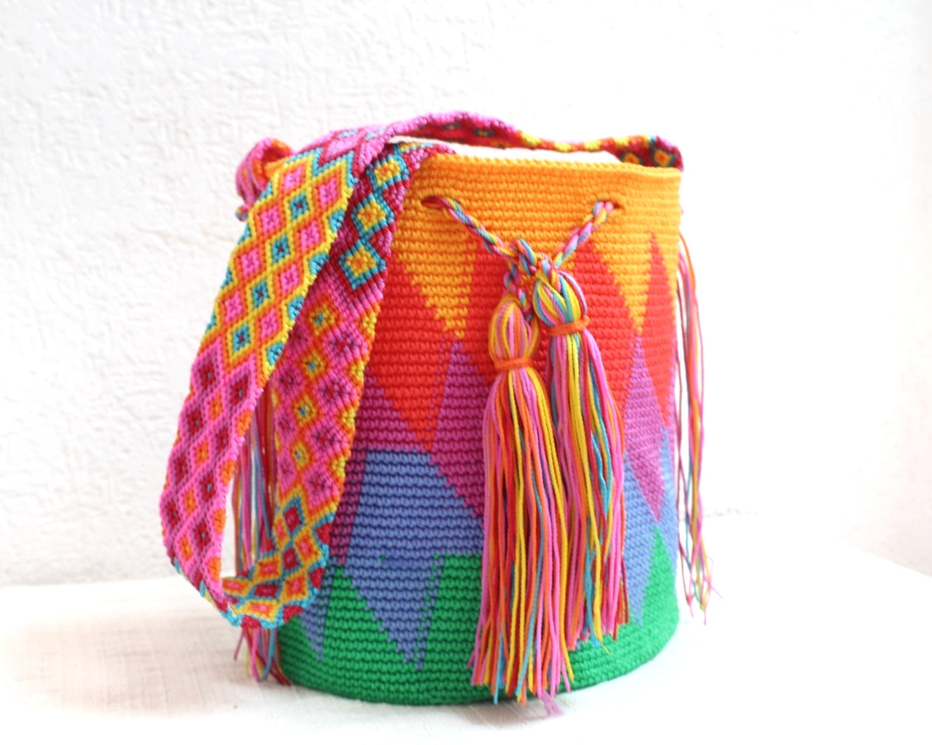 Bolso Morral Rombos Amarillo Rosa Lila