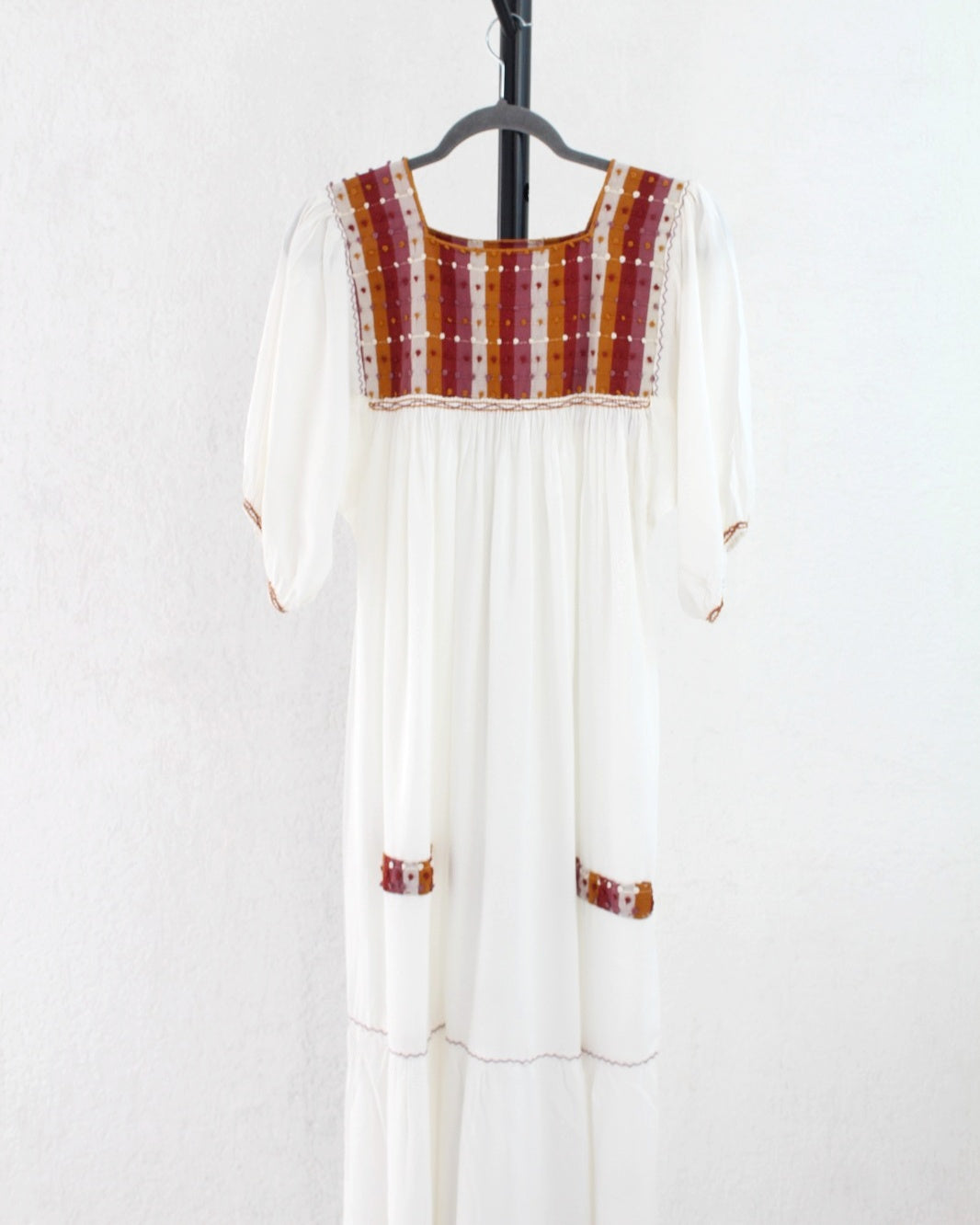 Vestido Nuditos 3/4 Manga Blanco Marrón