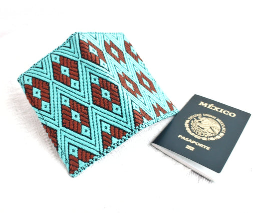 Porta Pasaporte Flores Turquesa Marrón