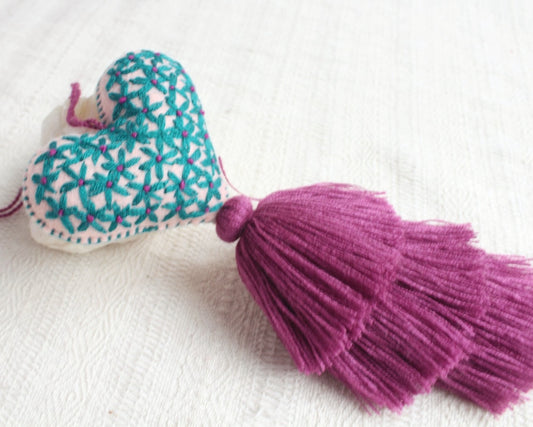 Corazón Florecitas Esmeralda Violeta