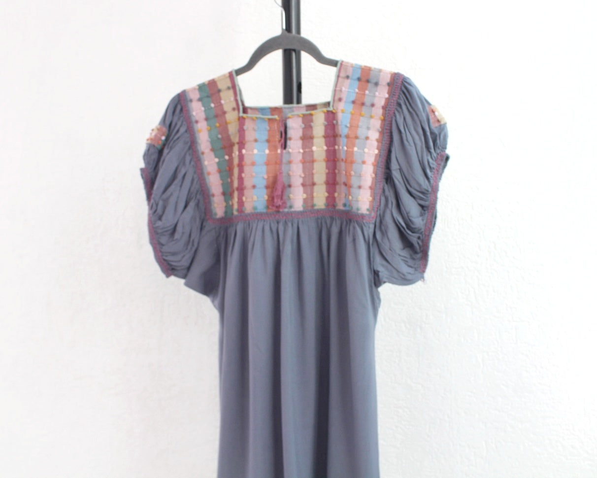 Blusa Nuditos Gris Colores