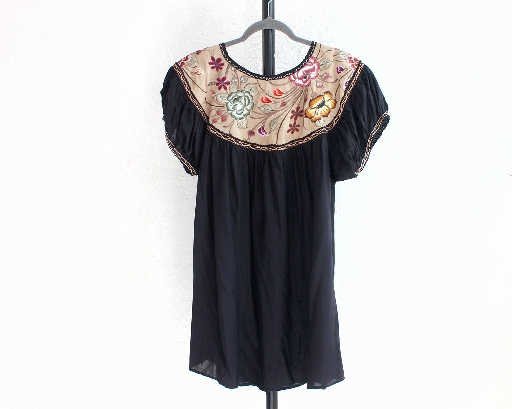 Blusa Abigail Flores Negro XL - XXL