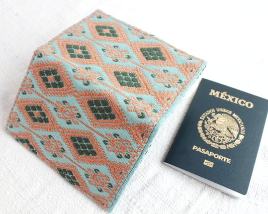 Porta Pasaporte Grecas Menta Coral