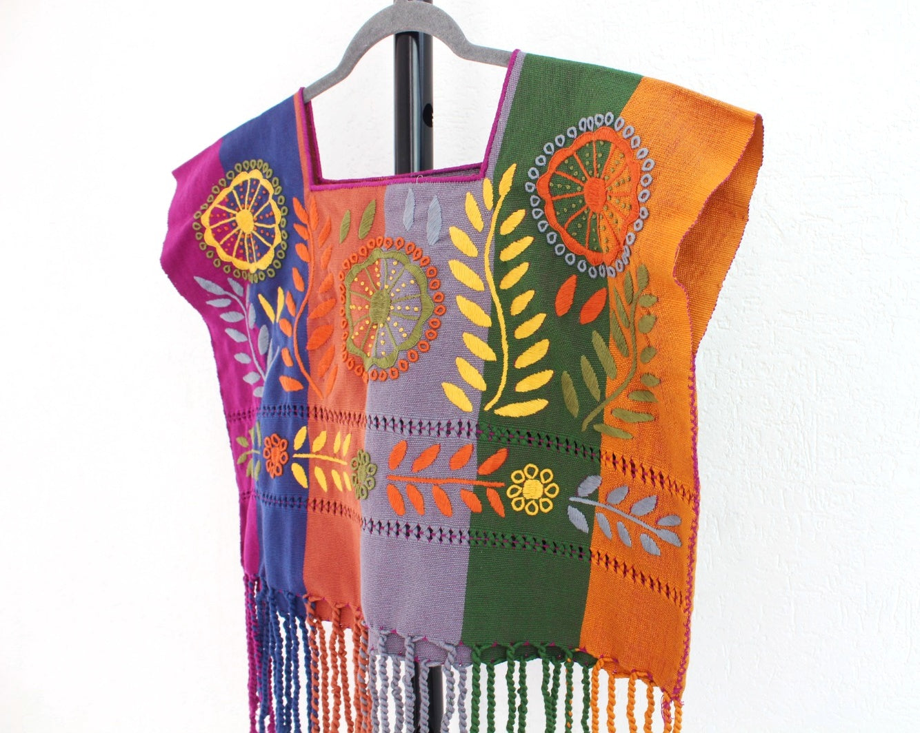 Top Flores Amarillo Verde Morado