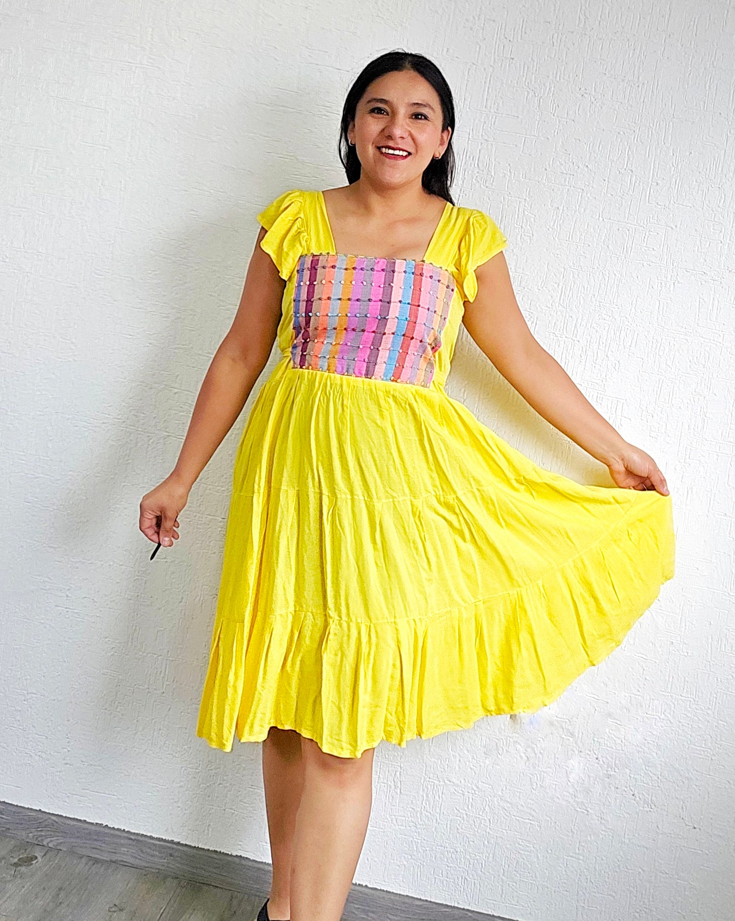 Vestido Anita Corto Nuditos Amarillo