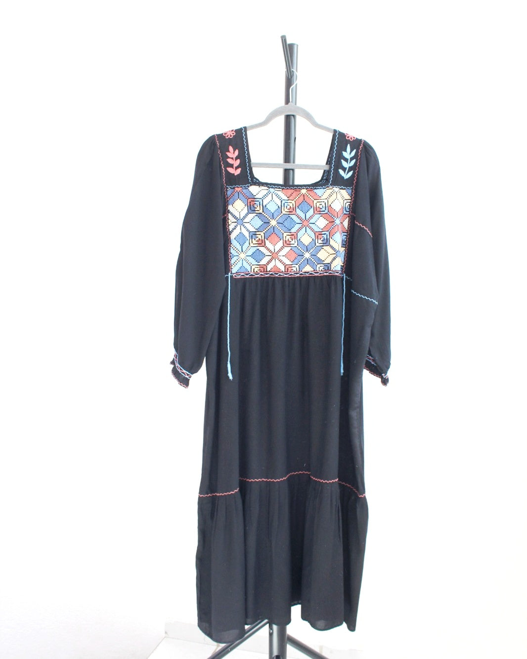 Vestido Julia Flores Manga XL / XXL Negro