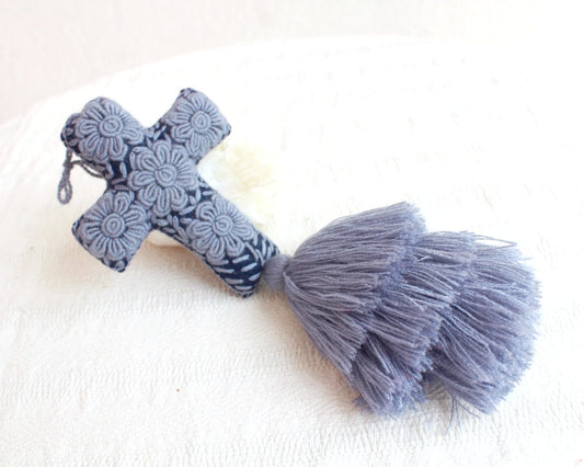 Cruz Pequeña Gris Azul Marino