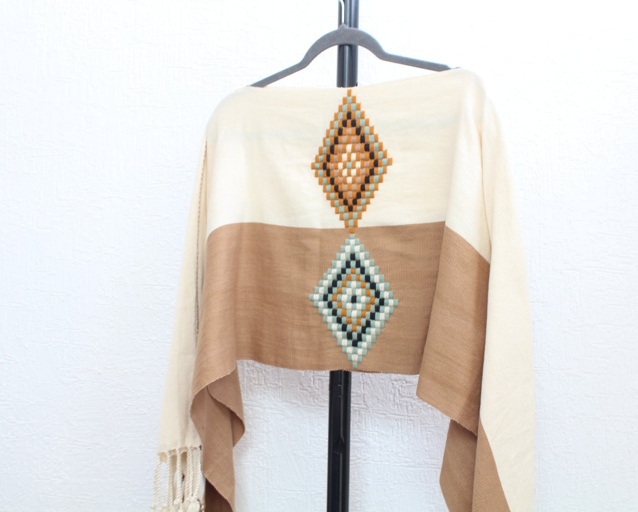 Jorongo Rombos Beige Marfil