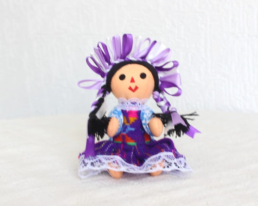 Muñeca Lelé Pequeña Morado Blanco Lila