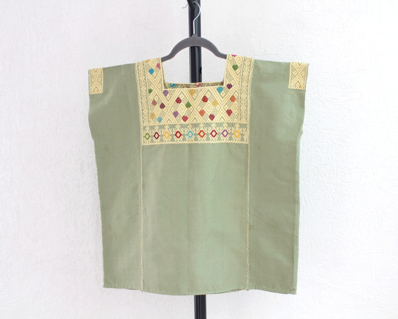 Huipil Corto Pejel Menta Crema