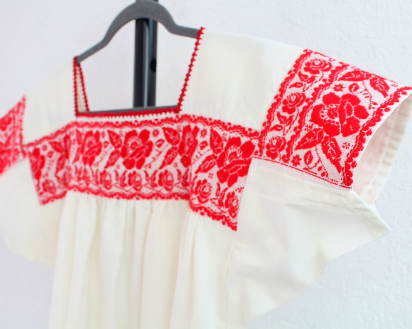 Blusa Tradicional Bordada Rosas Rojo L