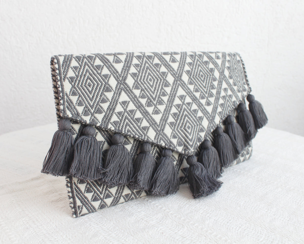 Clutch Artesanal Estrellas D Gris Perla