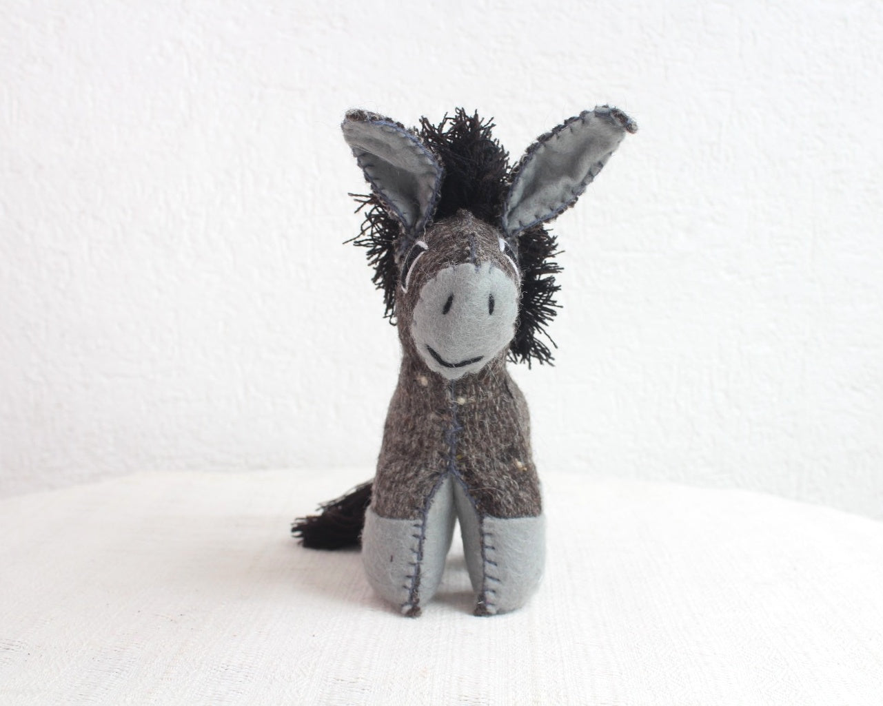 Peluche Burrito Lana Gris Negro